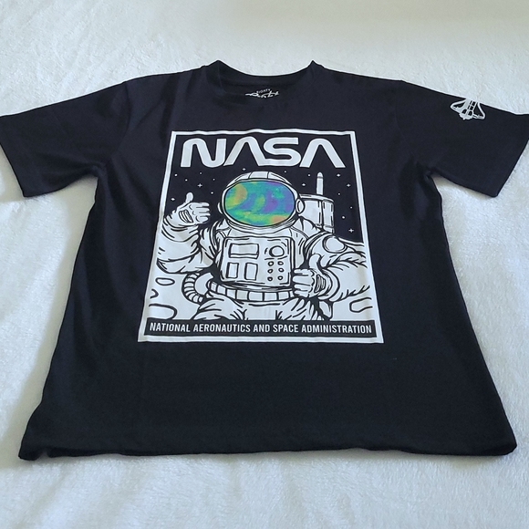✨️HP✨️ Eighty Eight Brand NASA🚀 Graphic Tee👕 - NWOT - Picture 10 of 12